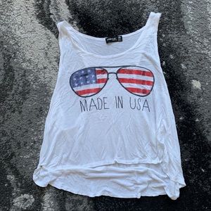 • usa tank •